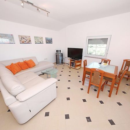 Apartment Sapavac Vir Bagian luar foto
